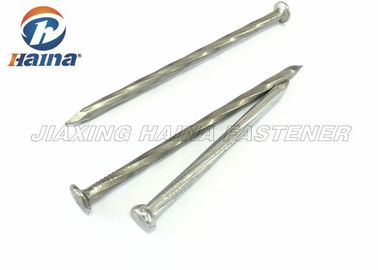 Çimento Duvarlar İçin sertleştirilmiş 45. Çelik Beton Çiviler Damalı Başkanı Spiral Shank